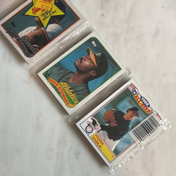 Unopened Topps 1989 Baseball Cards - Picture 3 of 6